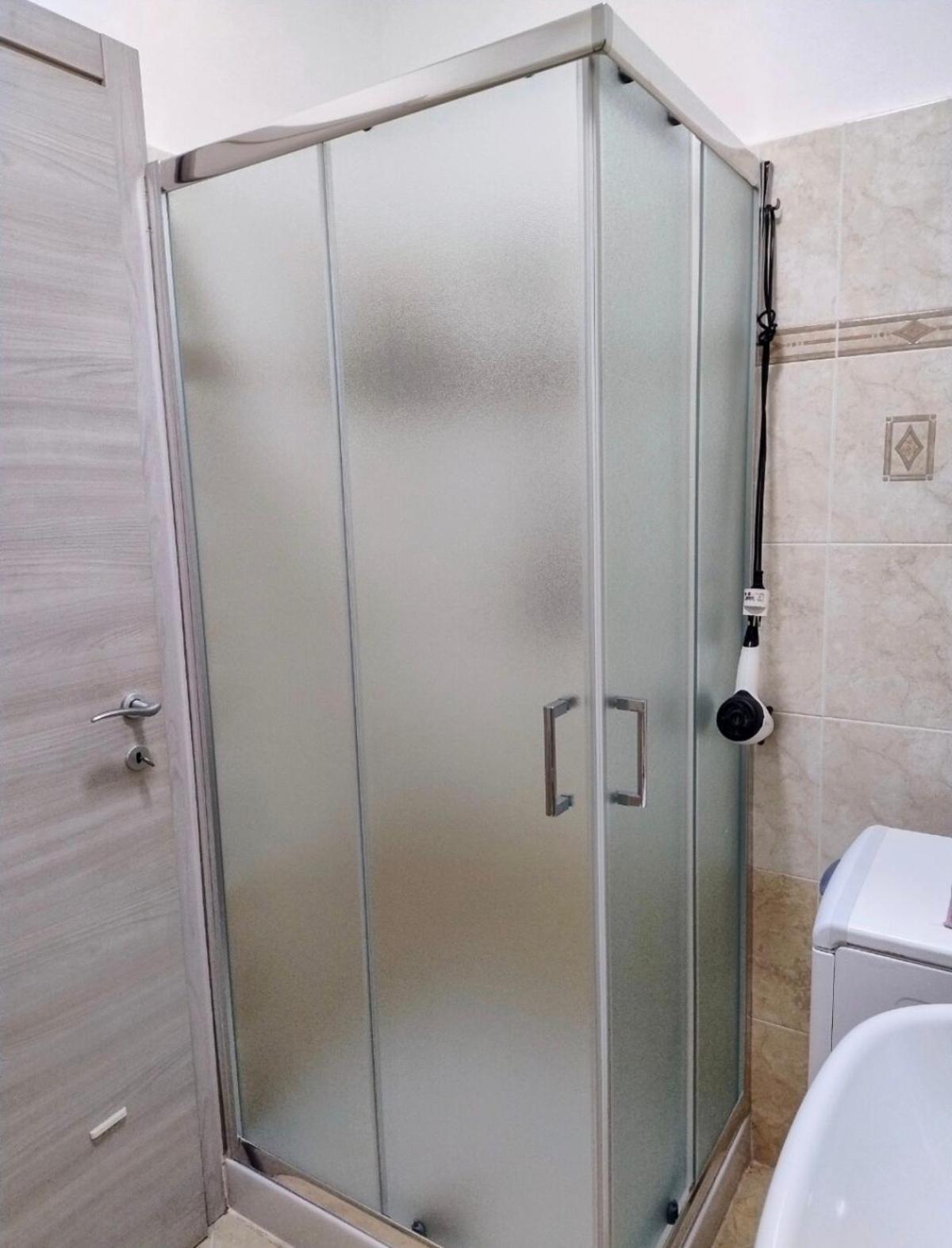 Camera Privata Nell'Appartamento In Zona Residenziale Con 2 Piscine Rapallo Exteriér fotografie